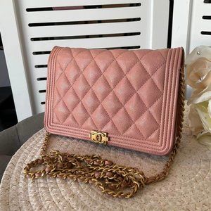 CHANEL Boy Wallet on Chain Caviar